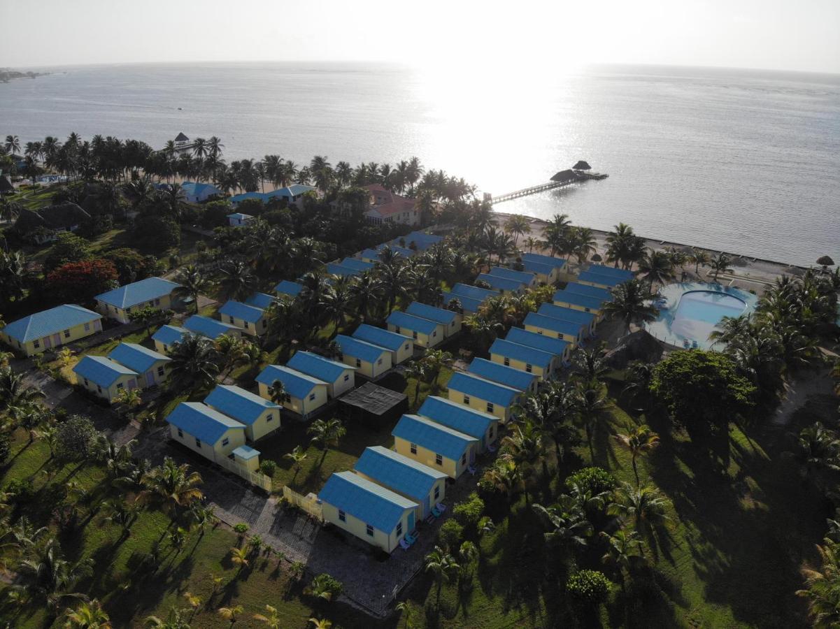 Royal Caribbean Resort San Pedro  Exterior foto